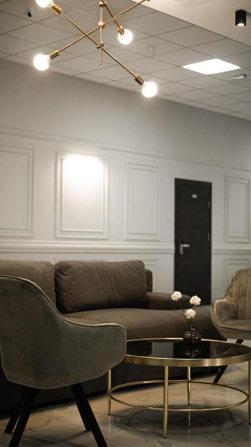 Golden Ring Hotel Ternopil Buitenkant foto