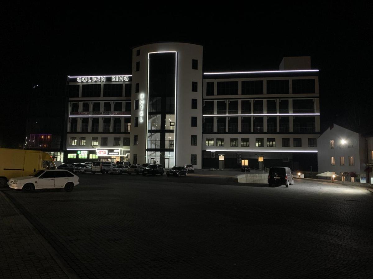 Golden Ring Hotel Ternopil Buitenkant foto