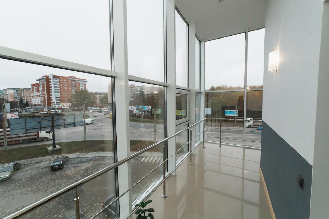 Golden Ring Hotel Ternopil Buitenkant foto