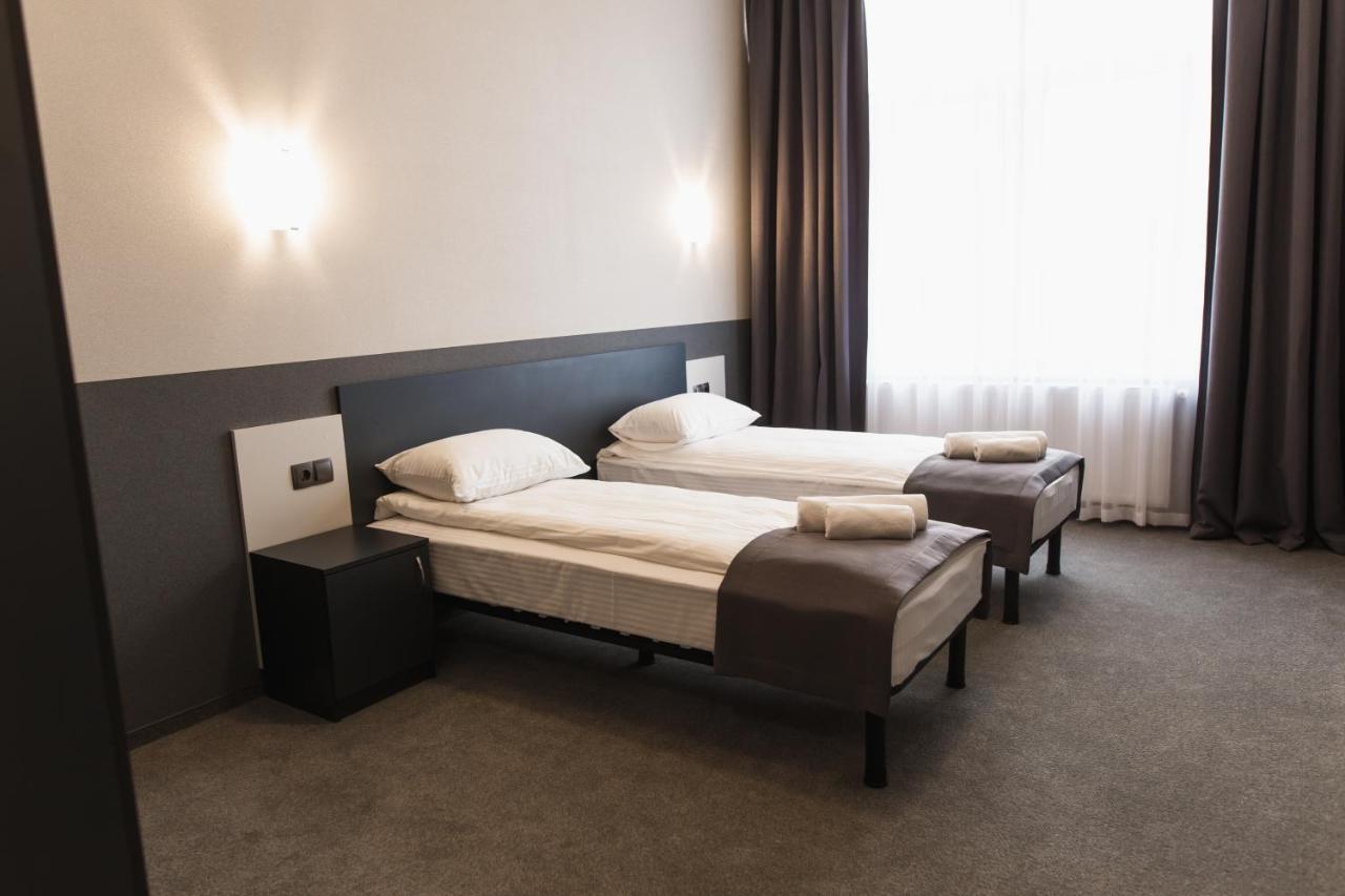 Golden Ring Hotel Ternopil Buitenkant foto