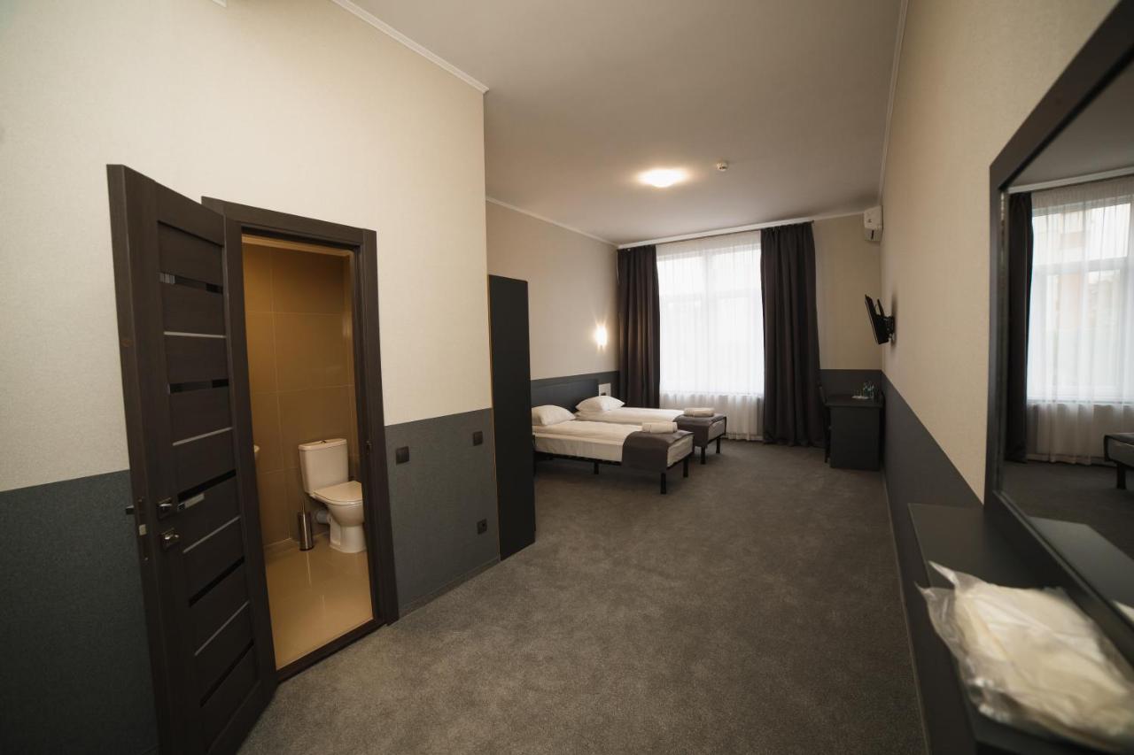 Golden Ring Hotel Ternopil Buitenkant foto